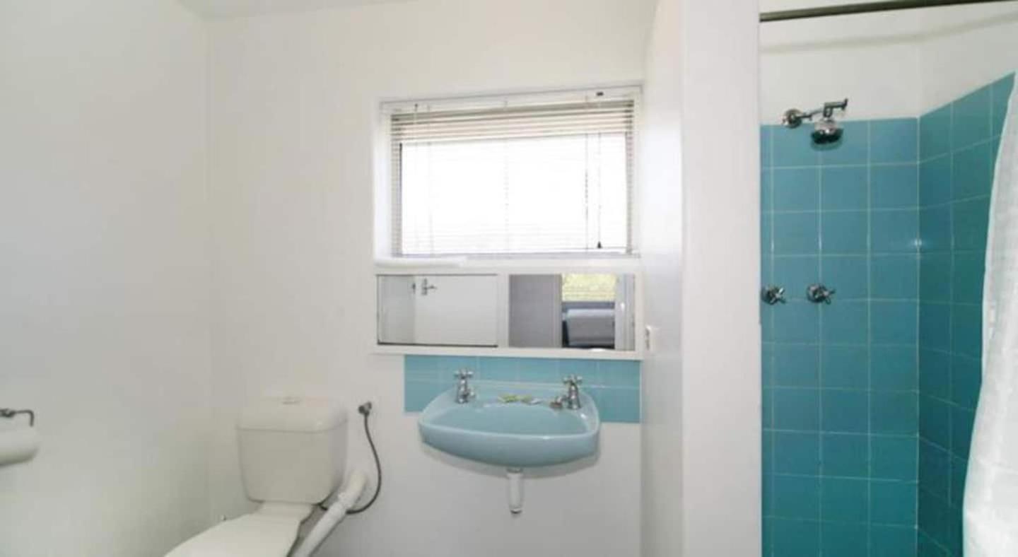 Acacia Holiday Or Business Stay - Quiet Location Пърт Екстериор снимка